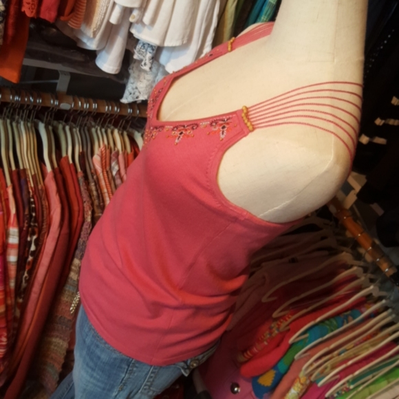 NEW YORK & CO ♡ RARE Vintage Pink Knit Embroidered 'n Beaded Back Design Tank S - Picture 12 of 17